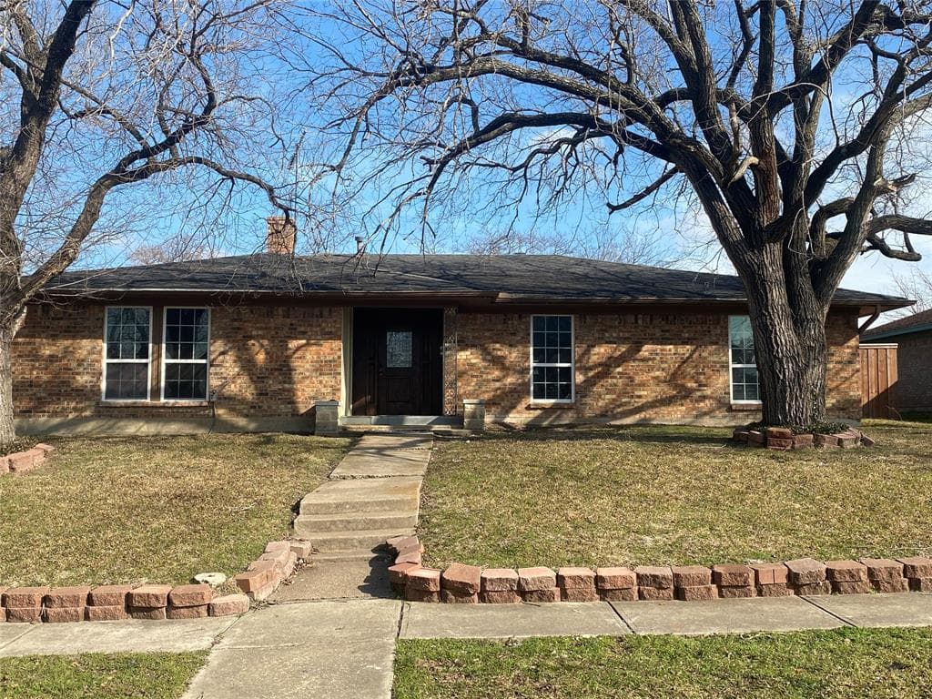 2808 Sybil Dr