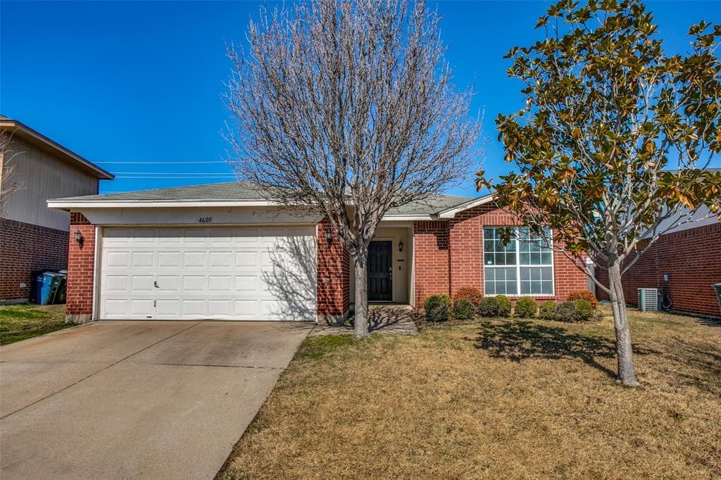 4605 Quarry Cir