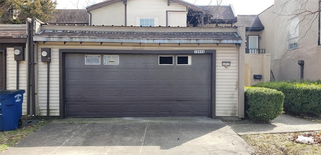 10446 Las Brisas Dr