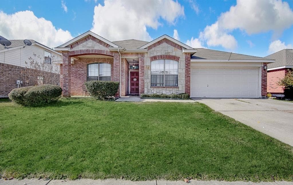 9513 Fox Hill Dr