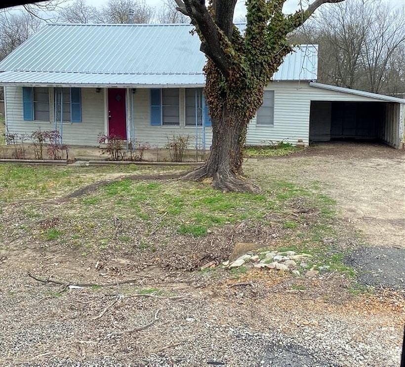 1718 Texas Highway 154