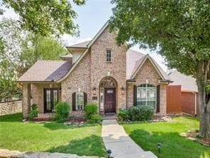 1725 Cresthill Dr