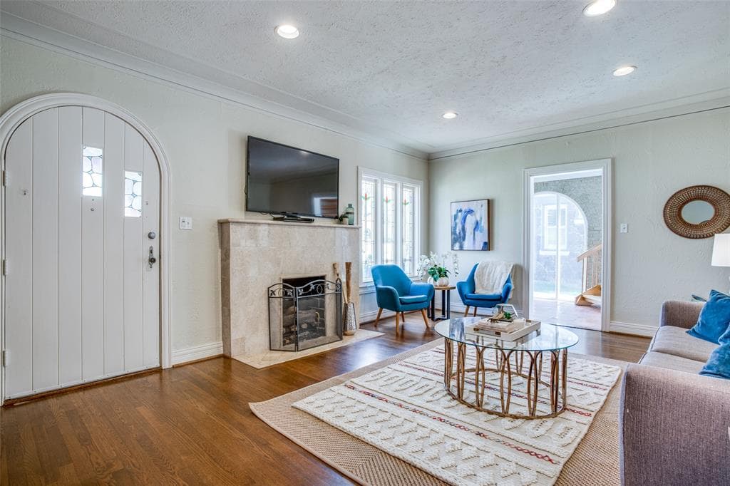 Gallery image 4