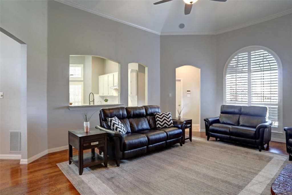 Gallery image 4