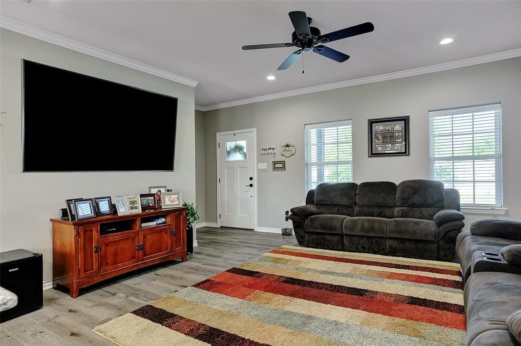 Gallery image 4