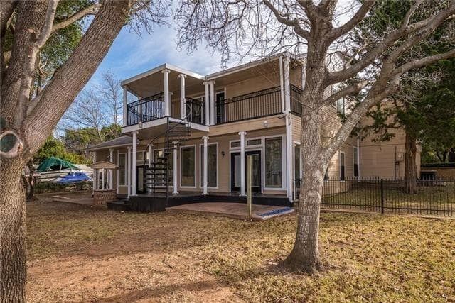 400 Robin Rd