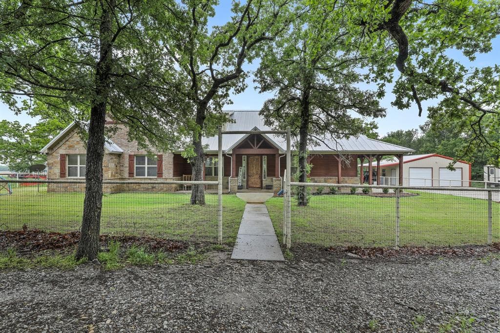 Main property image