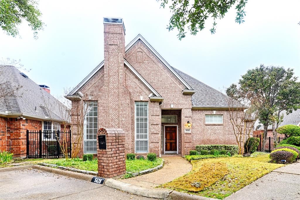 5628 Encore Dr