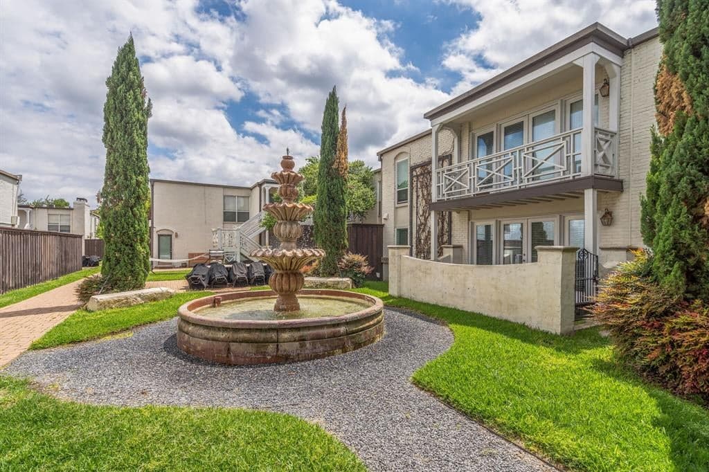 5911 E University Blvd # 5911b