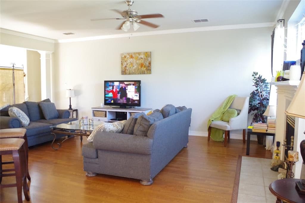 Gallery image 3