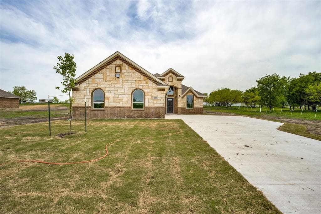 8308 Ne County Road 1040