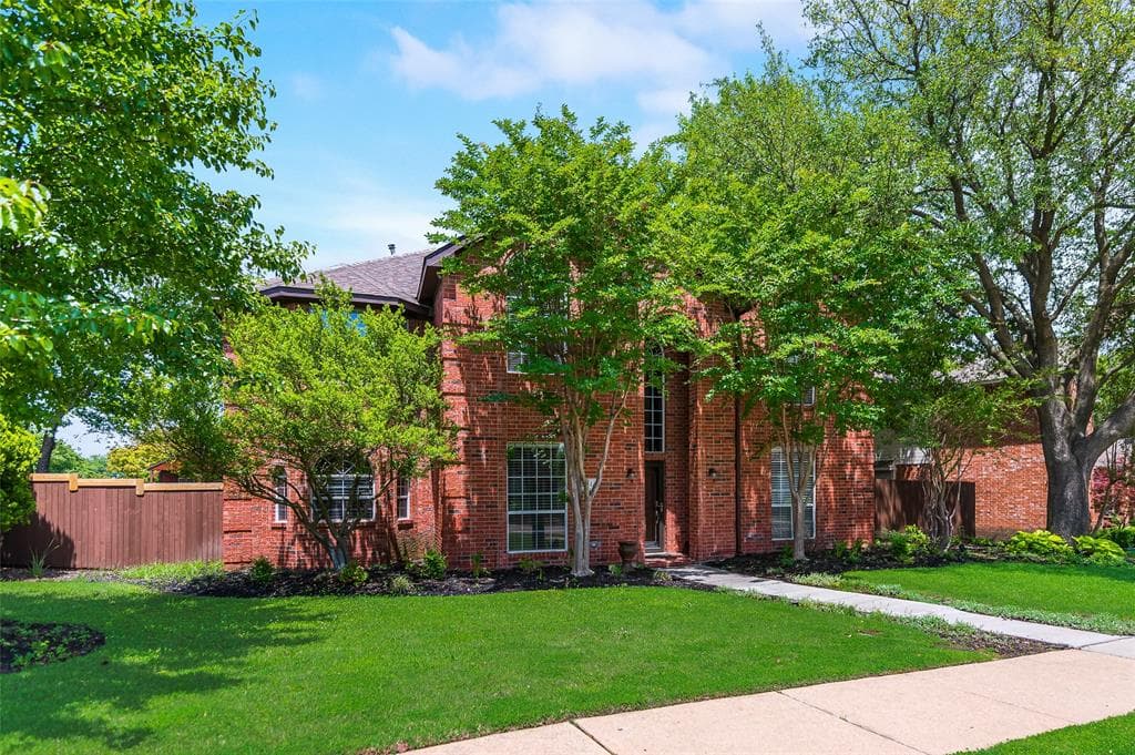 601 Heartland Dr