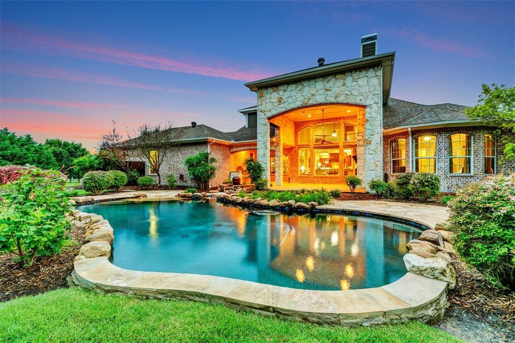 2805 Robert Sender Ct