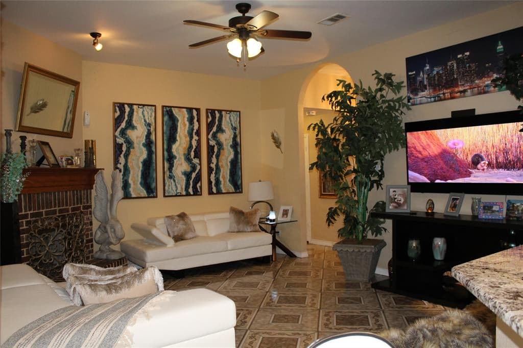 Gallery image 2