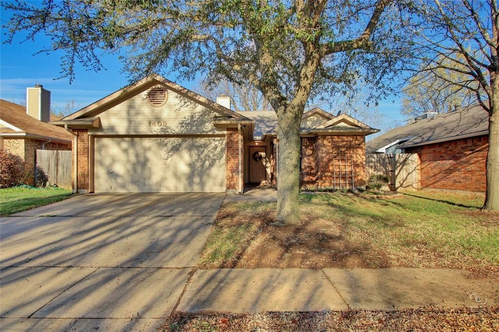 1409 Thistlewood Ln