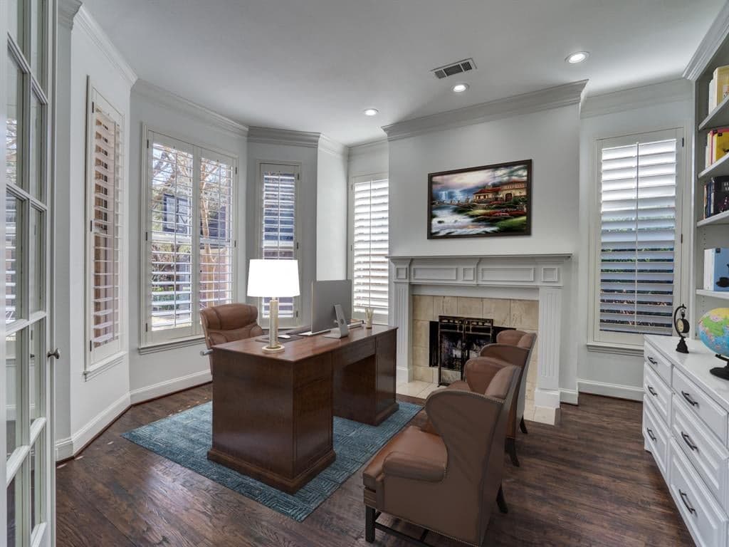 Gallery image 3