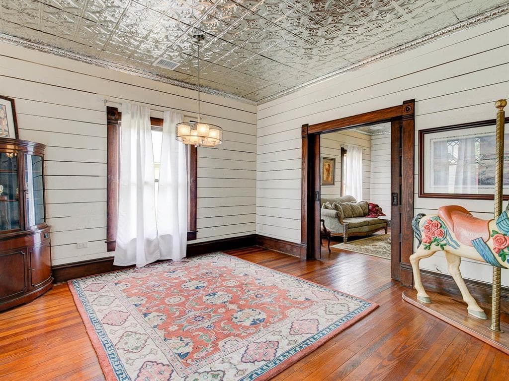 Gallery image 4