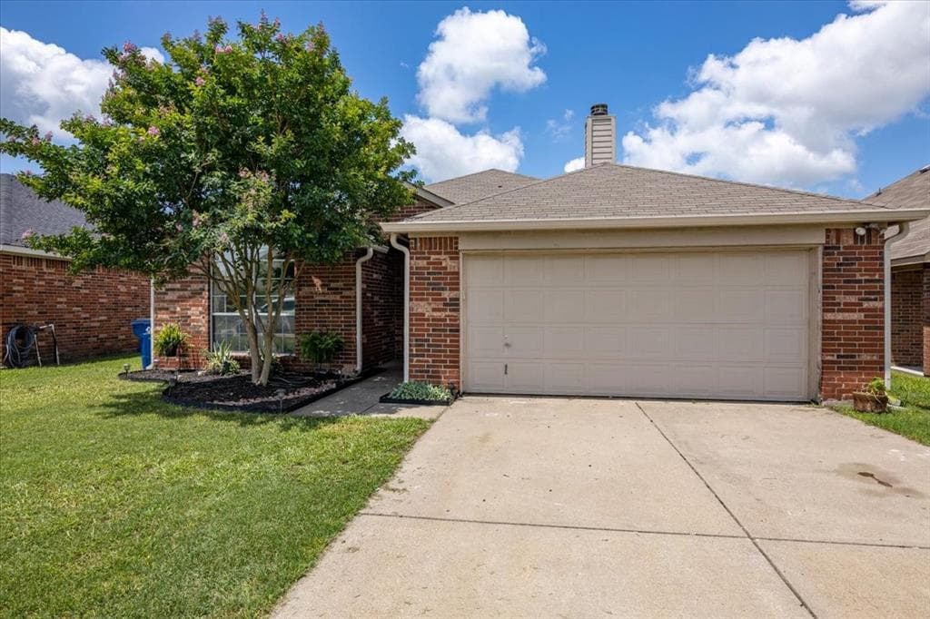319 Creekside Way