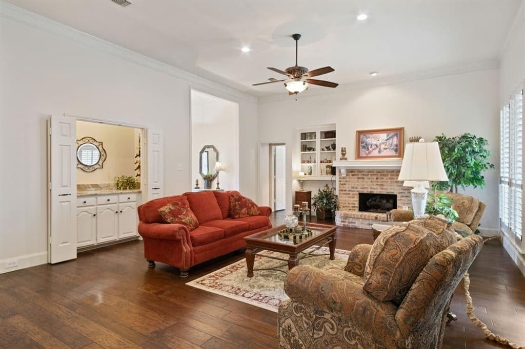 Gallery image 3
