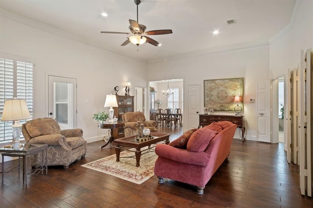 Gallery image 4