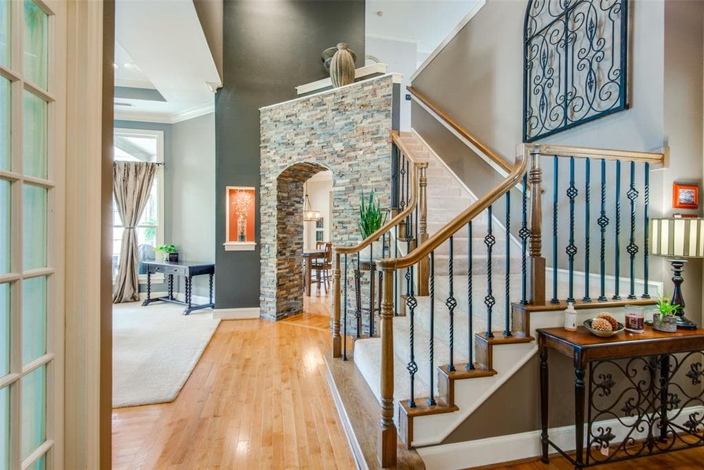 Gallery image 3