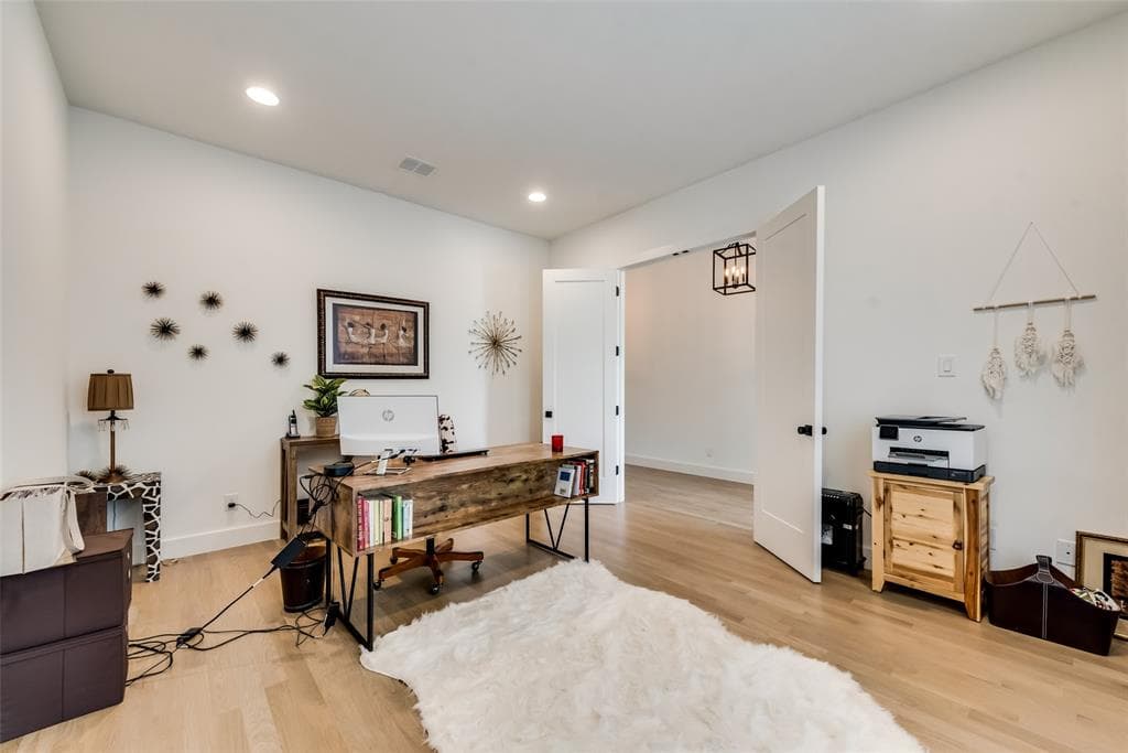 Gallery image 4
