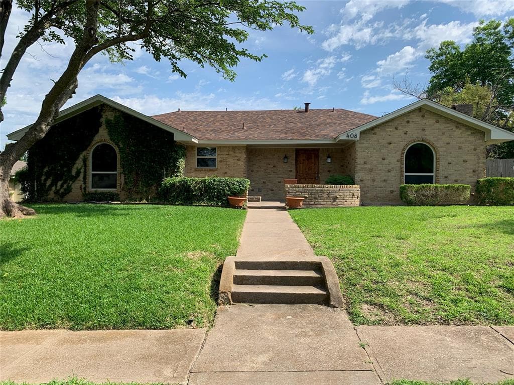 408 Riverwood Dr