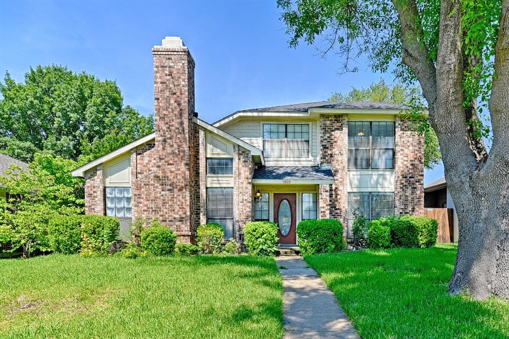 7805 Prescott Dr