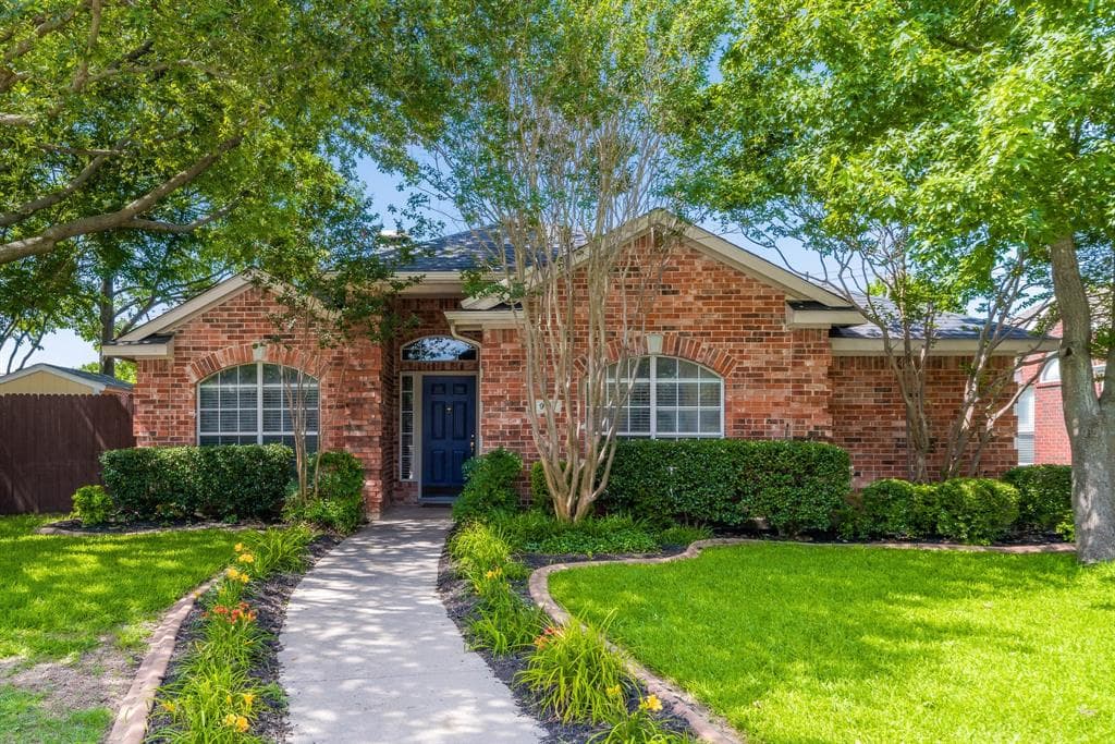 903 Hemingway Ct