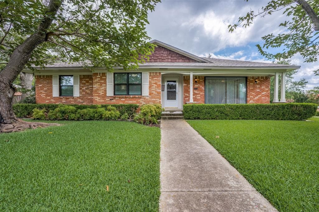 2359 Chart Dr