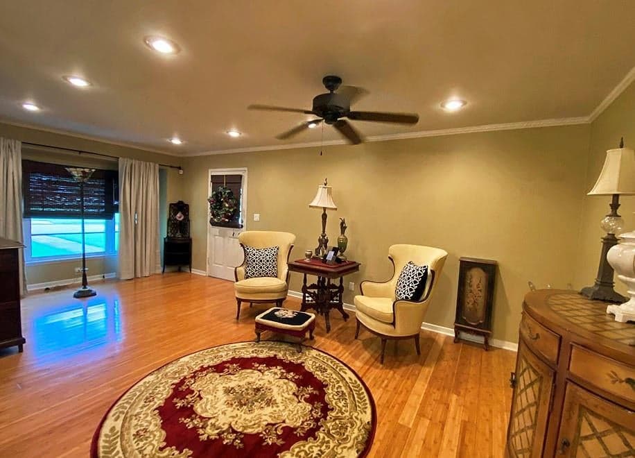 Gallery image 2