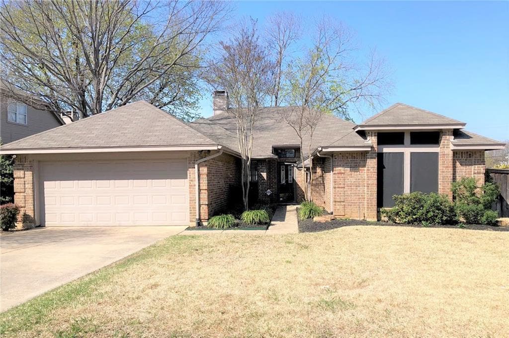 4502 Westchase Cir