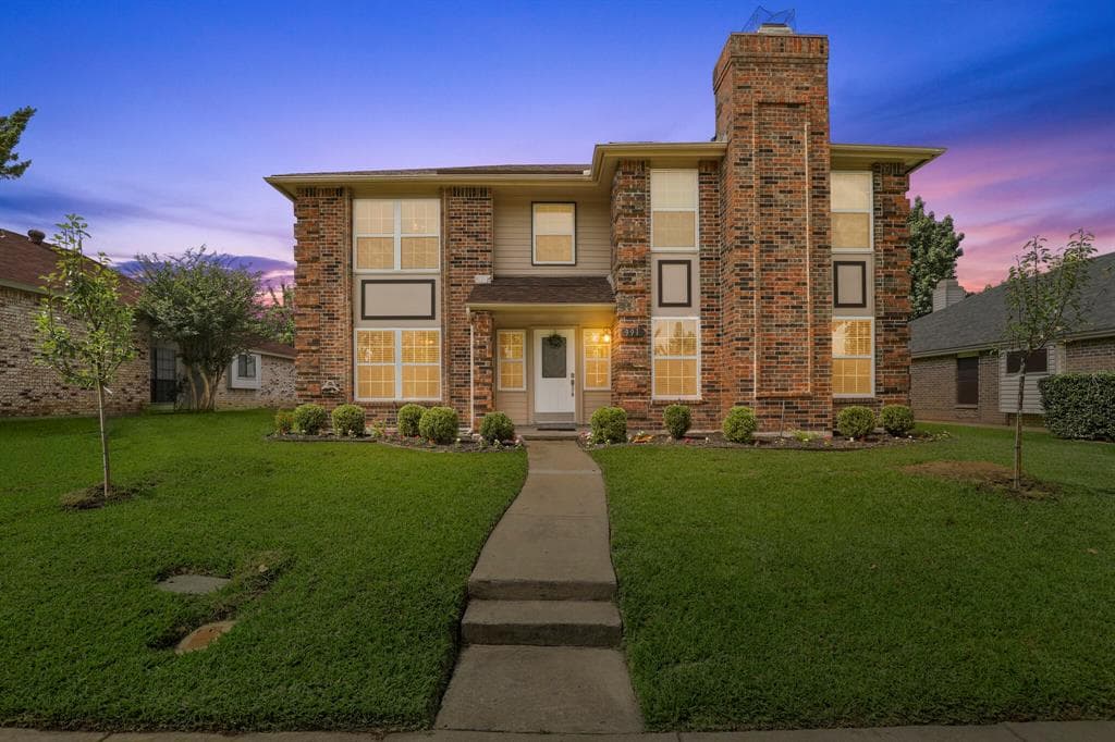 991 Acorn Dr