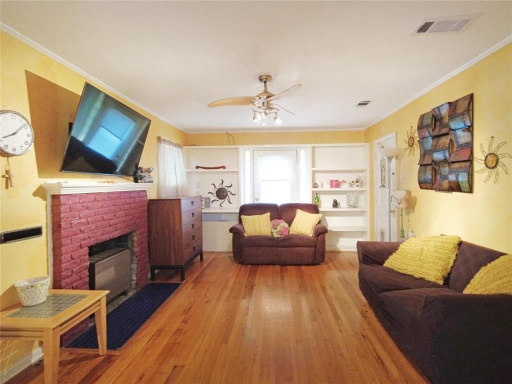 Gallery image 4
