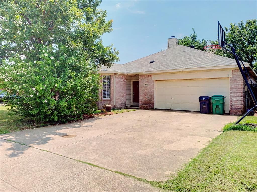 2404 Wildwood Ln