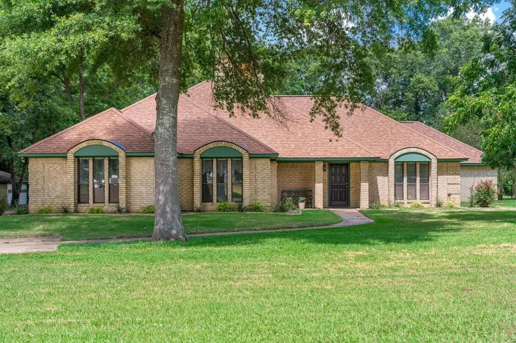 1760 County Road 14760