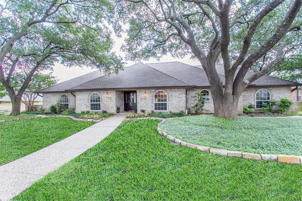 7156 Hunters Ridge Dr