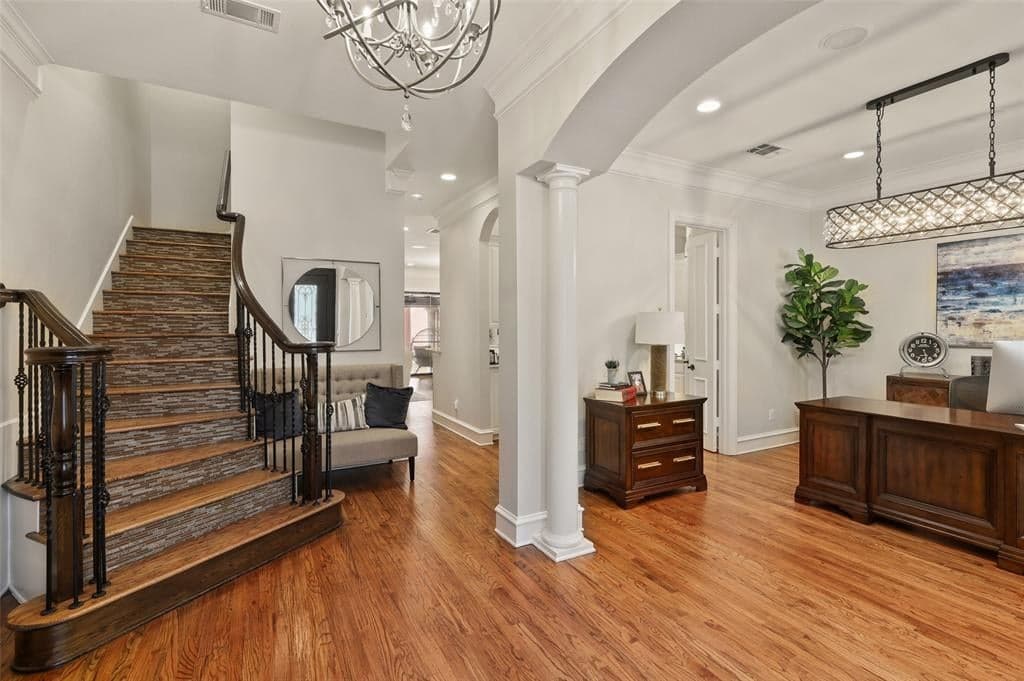 Gallery image 2