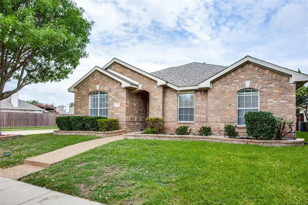 5112 Rain Forest Dr