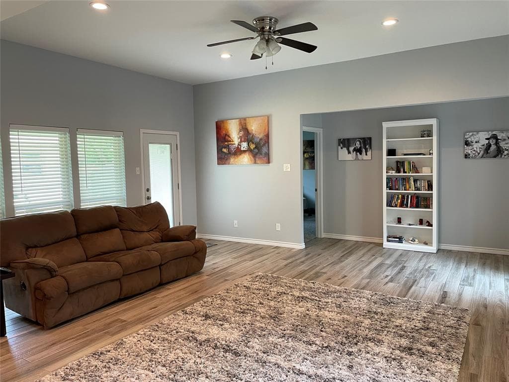 Gallery image 2