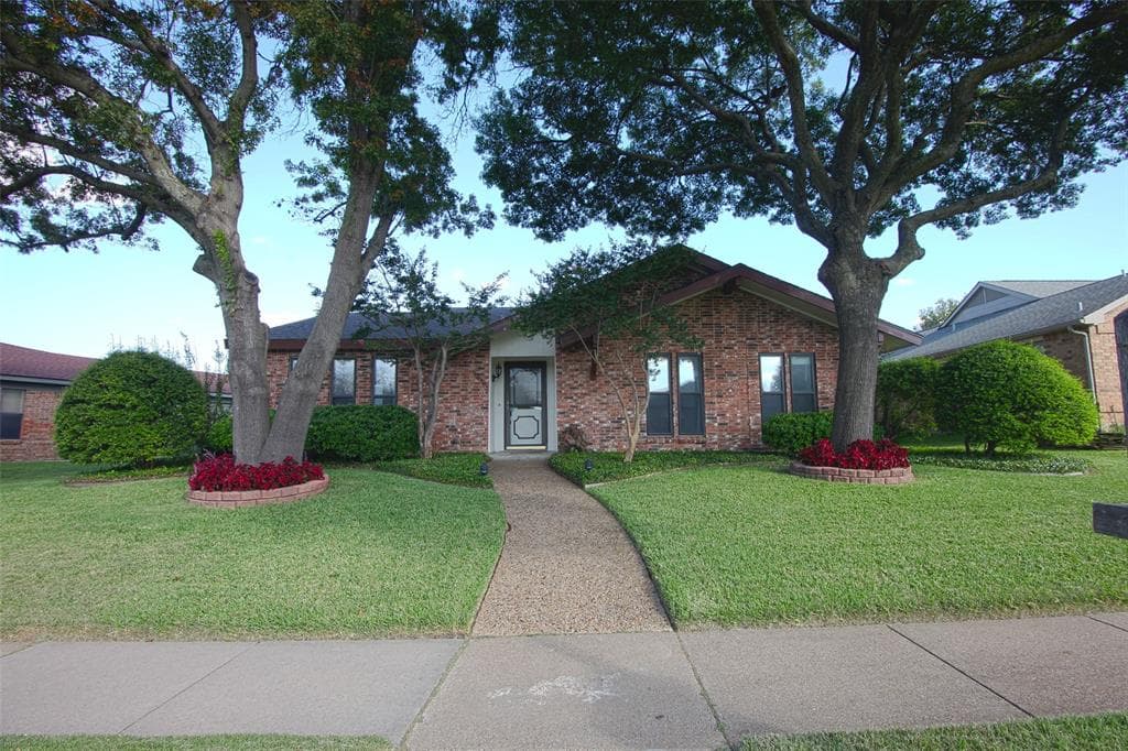 5036 Sundown Dr