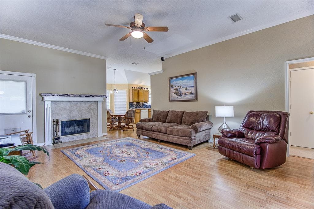 Gallery image 4