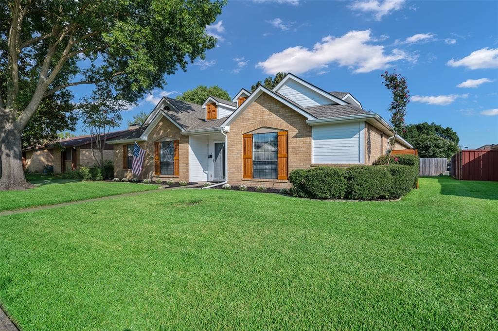 610 Country View Ln