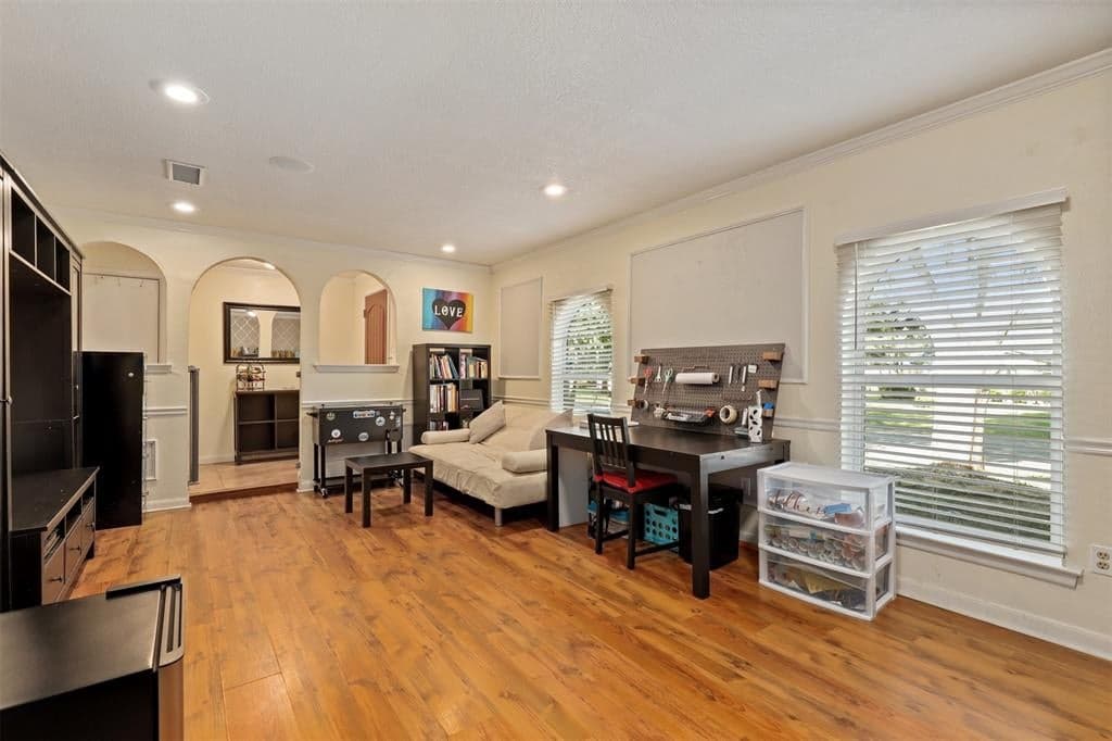 Gallery image 4