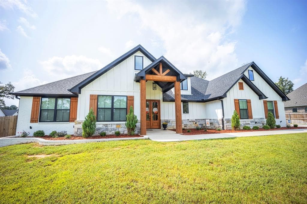 885 County Road 2320