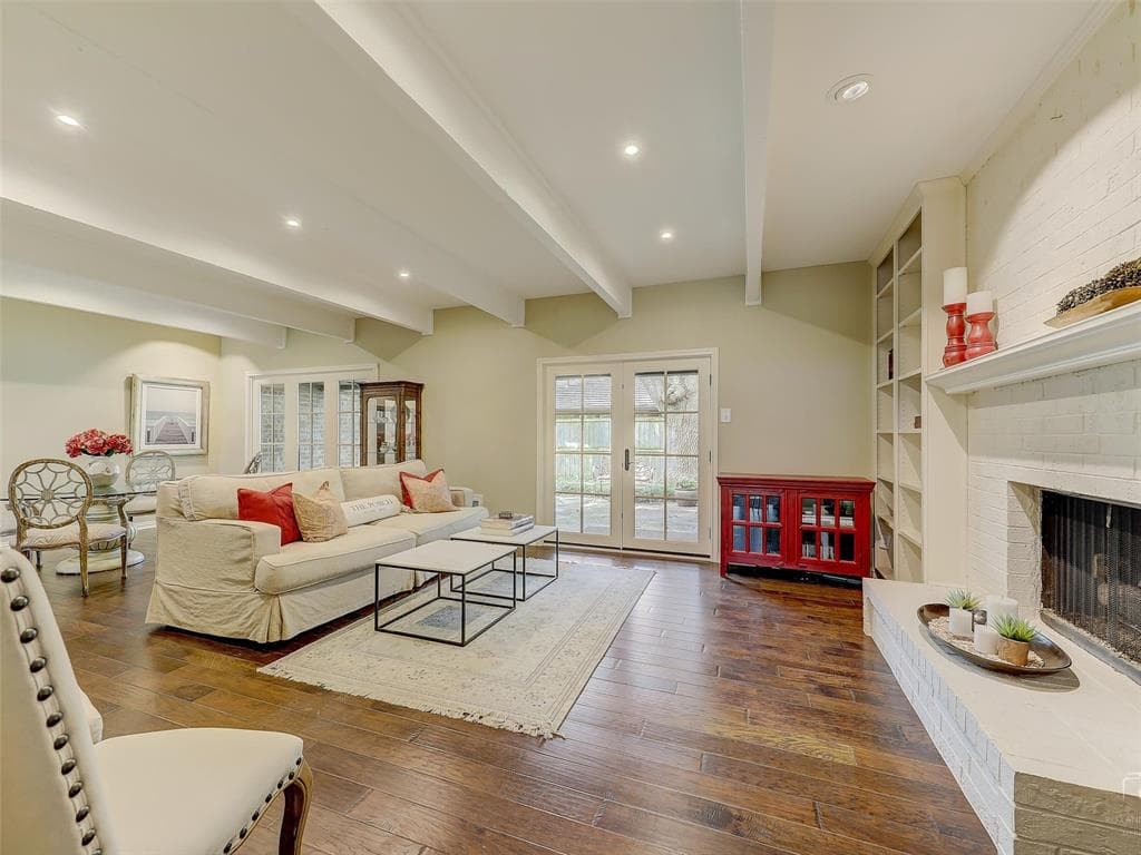 Gallery image 3