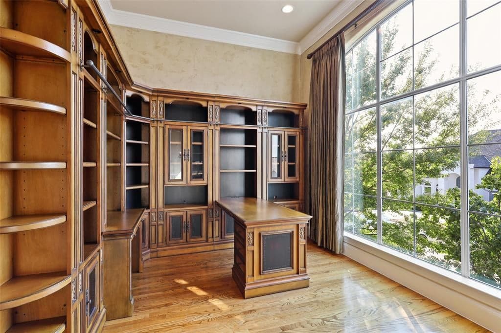 Gallery image 3