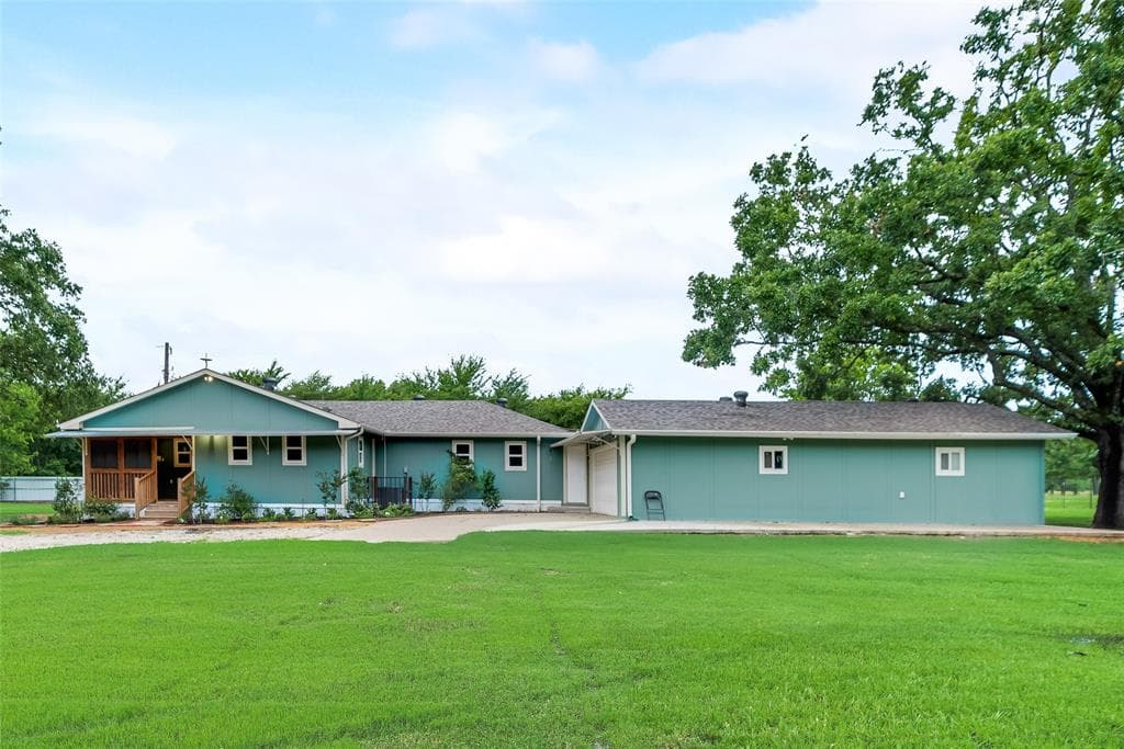 9190 Private Road 3640