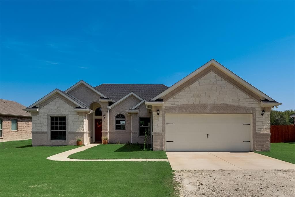 1083 County Road 319