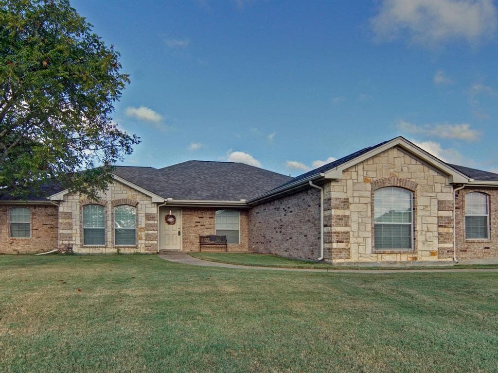 217 Plantation Dr